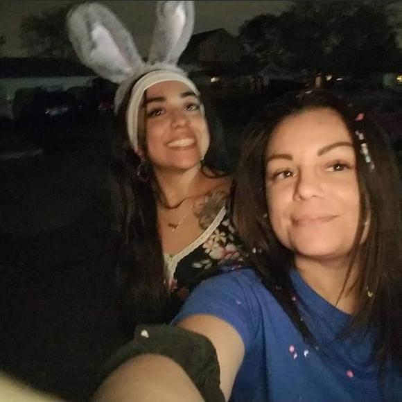 Meet your Posher, Crystal - Picture 2 of 7